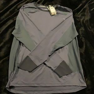 Gray and black 2XL under armor dry fit long sleeve